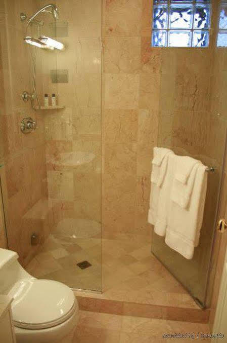 Ruby Room (Adults Only) Чикаго Номер фото